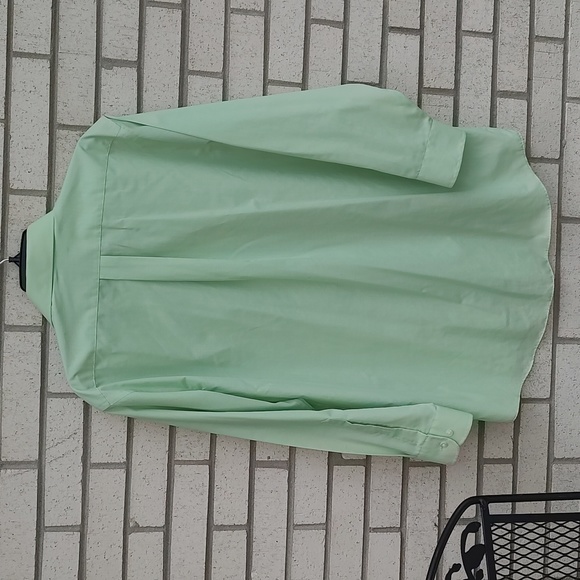 Men's Green Collar Shirt - Picture 7 of 8